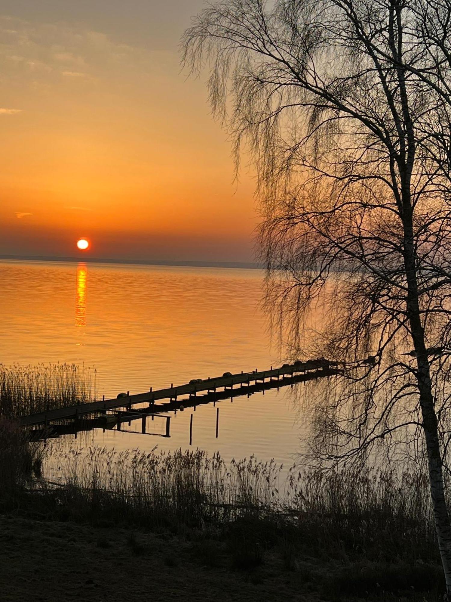 Ferienwohnung Sunrise - Mit Direktem Blick Auf Das Steinhuder Meer - Mardorf  Exteriör bild